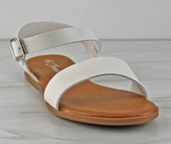 Forever Ample 72 Women's Single Band Buckled Flat Sandals