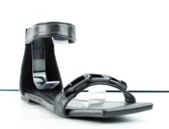 Bamboo Block 73 Womens Square Toe Chain Strap Flat Sandals