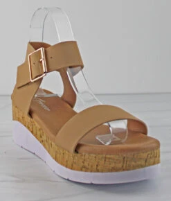 Forever Class 80 Women's Single Band Buckled Platform Sandals
