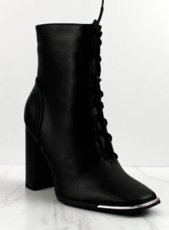Flynn-1 Womens Lace Up Block High Heel Boots