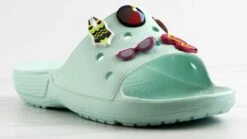 Fun Womens Decretive Pin Rubber Slides -Bamboo Store FunMint 1