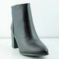 Iris 1 Womens Plain Low Heeled Ankle Boots -Bamboo Store IrisBlack 1