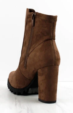 Leslie-2 Womens Block Heeled Ridge Sole High Ankle Boots -Bamboo Store Leslie 2 1 48801ba2 0263 40c2 9d76 e056f4419eda