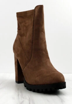 Leslie-2 Womens Block Heeled Ridge Sole High Ankle Boots -Bamboo Store Leslie 2 2 2be8358c bee0 4cde b63e 7392bba90d1d