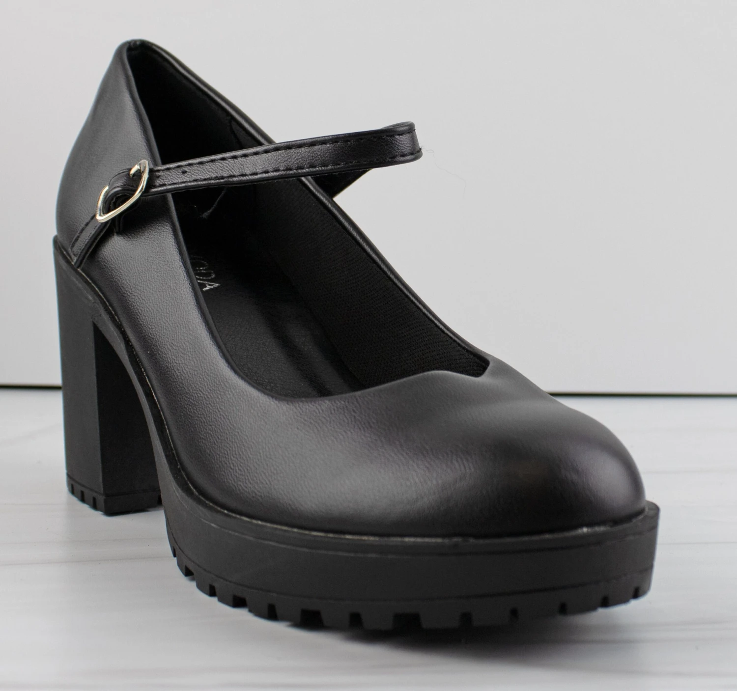 Reef 22 Women's Closed Toe Platform Mary Jane Heels 3 Reef 22 Women's Closed Toe Platform Mary Jane Heels