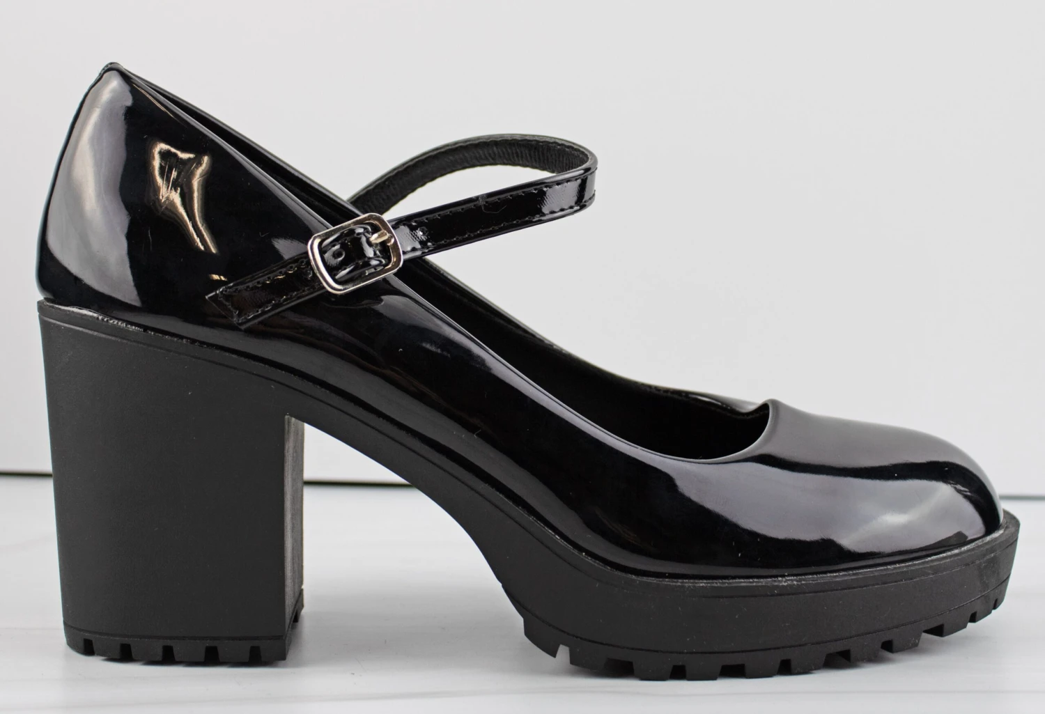 Reef 22 Women's Closed Toe Platform Mary Jane Heels 7 Reef 22 Women's Closed Toe Platform Mary Jane Heels - Image 5