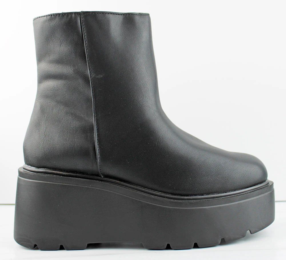 Bamboo Internal 17 Women's Flat Platform Ankle Booties 7 Bamboo Internal 17 Women's Flat Platform Ankle Booties - Image 5