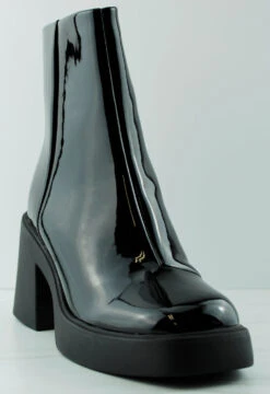 Marino 55 Women's Round Toe Patent Chunky Booties