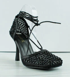 News Worthy Womens Square Toe Heeled Lace Up Pumps