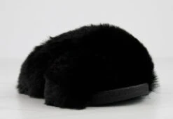 Oasis 1K Little Girls Criss Cross Band Ultra Furry Slides