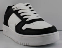 Forever Rexx 02 Women's Lace Up Low Top Casual Sneakers -Bamboo Store Rexx02Black 2