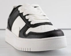 Rexx 02K Little Girl's Lace Up Low Top Casual Sneakers