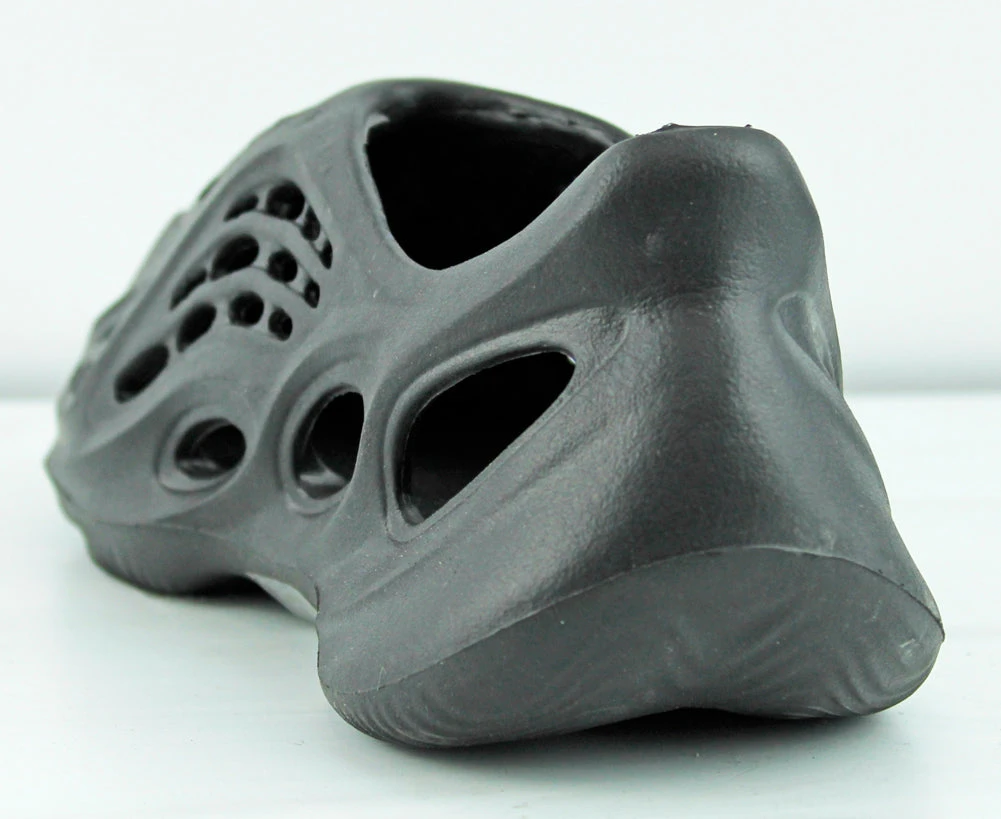 Catalina Little Kid's Foam Runner Cut Out Sneakers 5 Catalina Little Kid's Foam Runner Cut Out Sneakers - Image 3