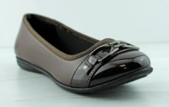 Forever Mendoza 32 Women's Chain Accent Round Toe Comfort Flats 14 Forever Mendoza 32 Women's Chain Accent Round Toe Comfort Flats -Bamboo Store mendoza32 2 13744dd3 eb10 4f47 920e 7806e38af1cc