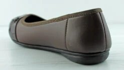 Forever Mendoza 32 Women's Chain Accent Round Toe Comfort Flats 16 Forever Mendoza 32 Women's Chain Accent Round Toe Comfort Flats -Bamboo Store mendoza32 4