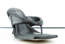 Bamboo Revive 01 Womens Pyramid Heel ThongSandals