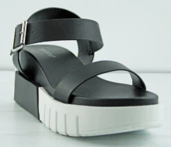 Upsurge 01 Womens Platform Thin Band Ankle Strap Sandals